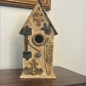 Resin Birdhouse with Metal Roof